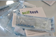 Διάθεση self-test για τους μαθητές από τα φαρμακεία (ανακοίνωση από το Υ.ΠΑΙ.Θ.)